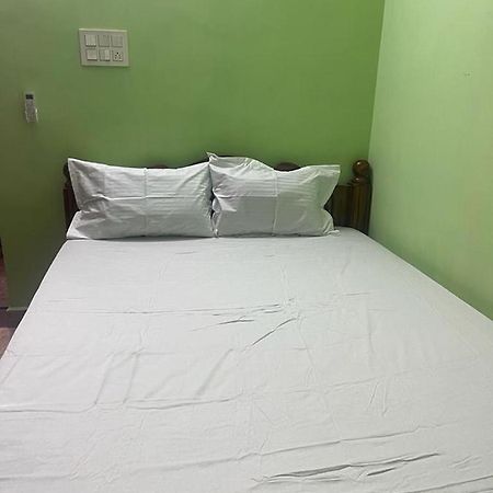 White Home Service Apartment 2Bhk Madurai Luaran gambar