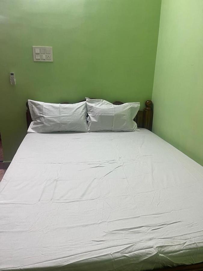 White Home Service Apartment 2Bhk Madurai Luaran gambar